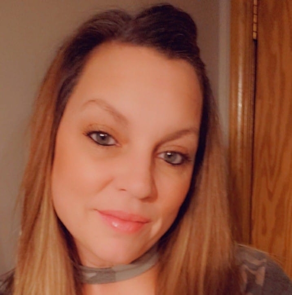 Meet your Posher, Erika - Picture 1 of 1